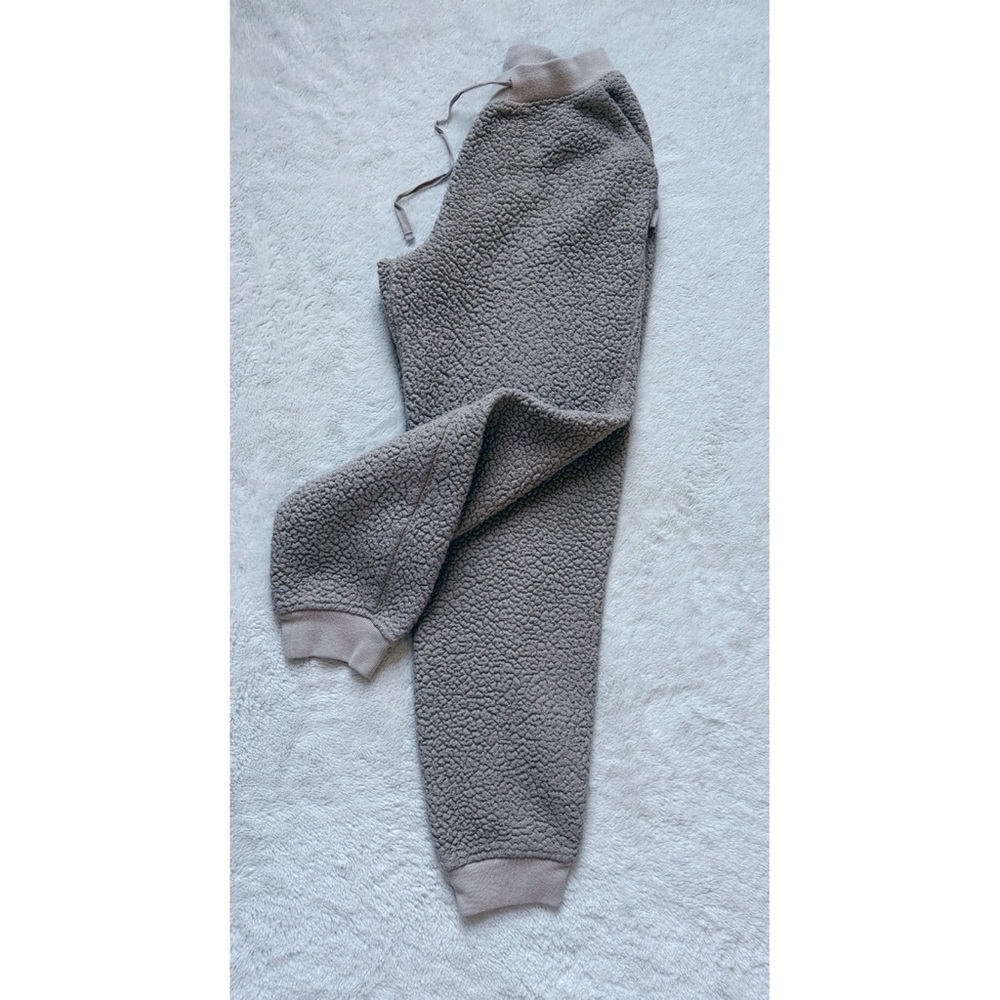 Gilly Hicks Sherpa Joggers